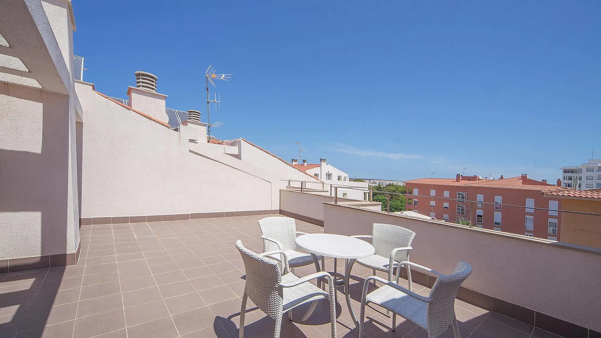 Aparthotel Ferrer Skyline Ciutadella