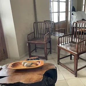 Hospedería Diez Y Seis Tarifa