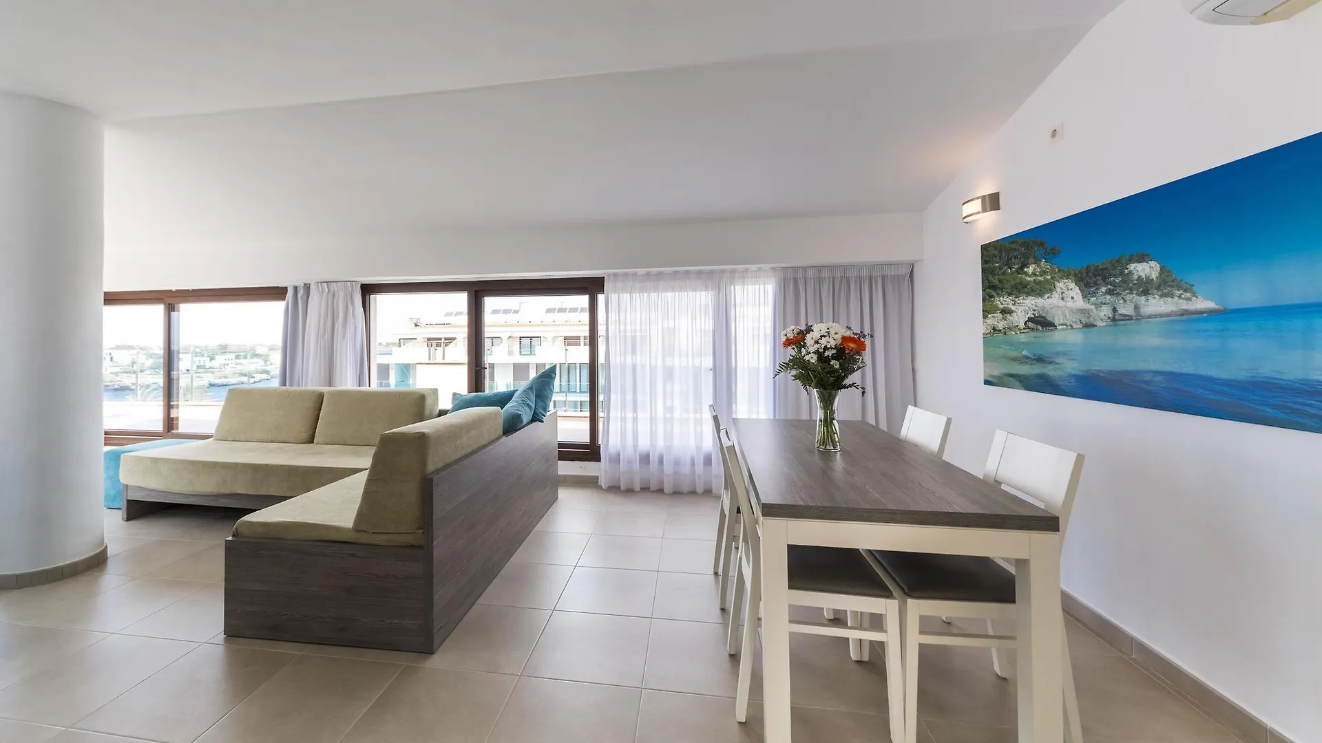 Aparthotel Ferrer Skyline Ciutadella  4*, Ciutadella (Menorca) Spanien